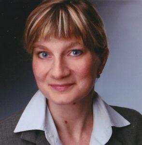 Notarin Susanne Karsten in Leverkusen / NRW